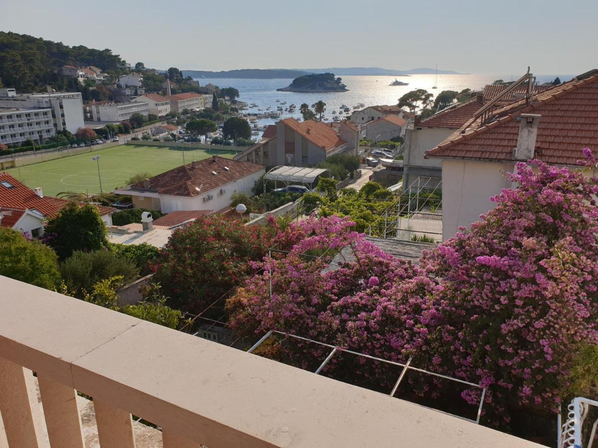 Apartments & Rooms Zlatica Hvar Đảo Hvar Ngoại thất bức ảnh