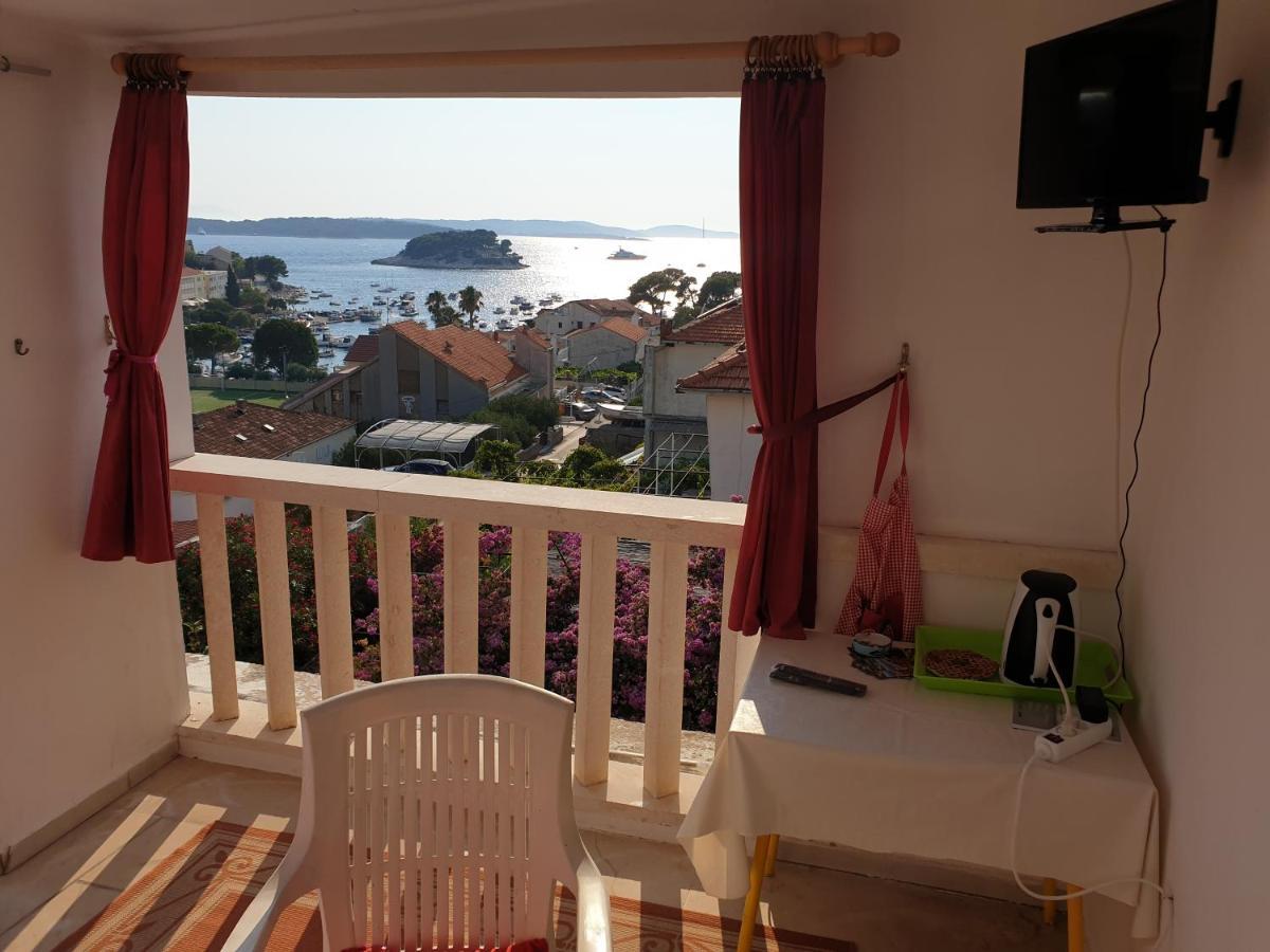 Apartments & Rooms Zlatica Hvar Đảo Hvar Ngoại thất bức ảnh