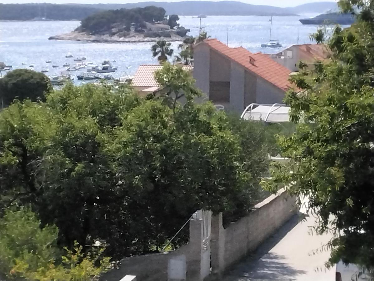 Apartments & Rooms Zlatica Hvar Đảo Hvar Ngoại thất bức ảnh